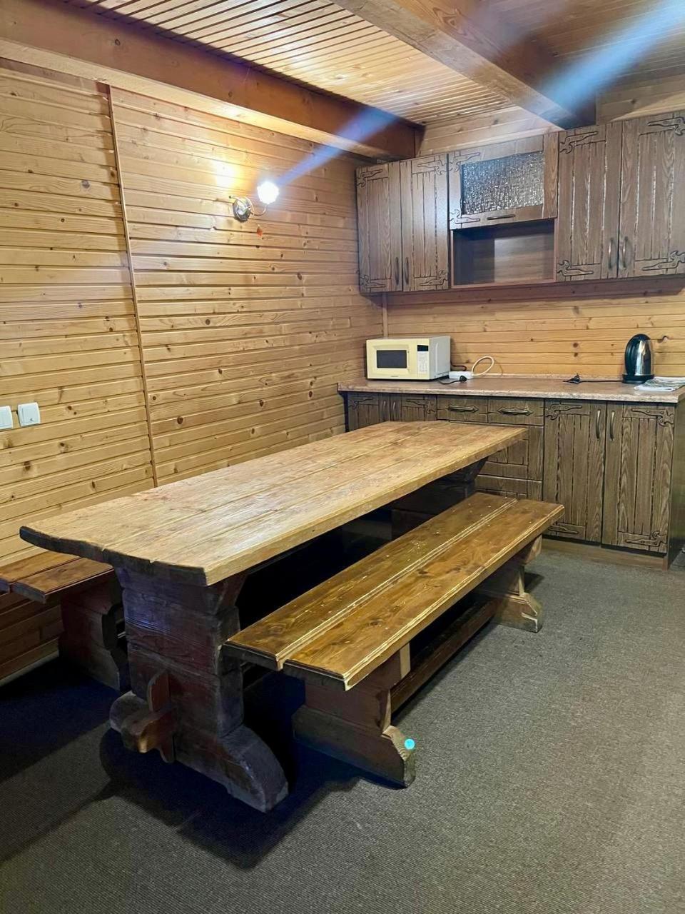Готель Добрій Vorochta Exteriör bild
