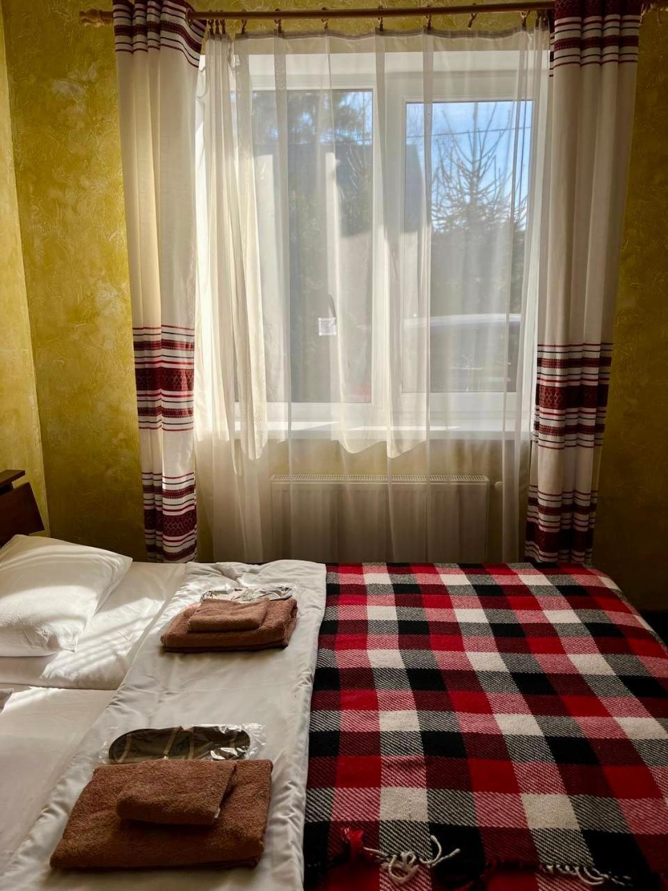 Готель Добрій Vorochta Exteriör bild